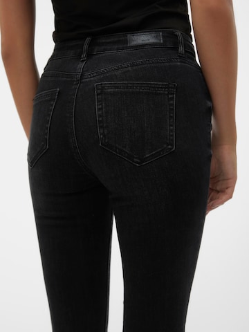 Skinny Jeans 'Flash' de la VERO MODA pe negru