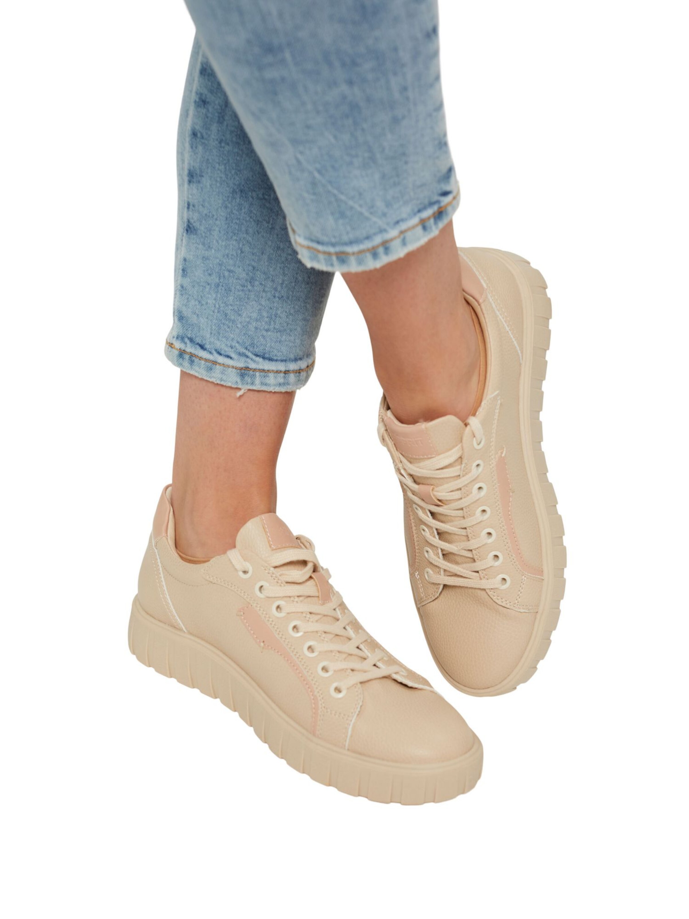 ESPRIT Sneakers laag in Champagne | ABOUT YOU