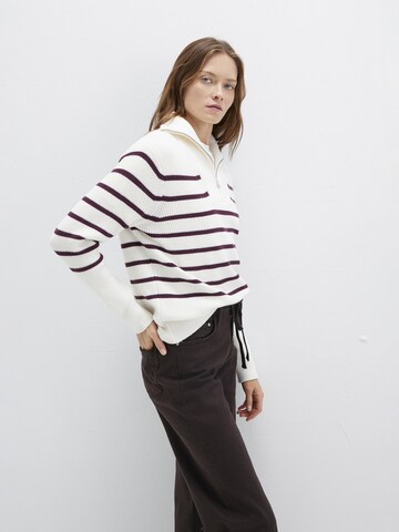 Mavi Sweater in White