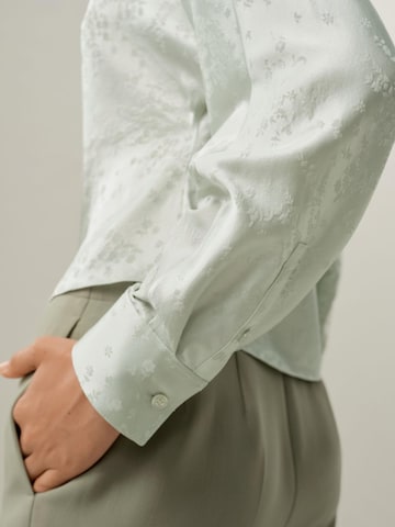 Lilysilk Blouse in Green
