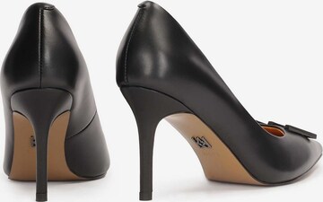 Kazar Pumps in Schwarz