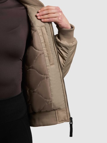 khujo Tussenjas 'Kasia' in Beige