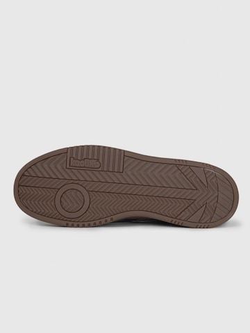 Baskets basses 'Boston' Kaotiko en marron