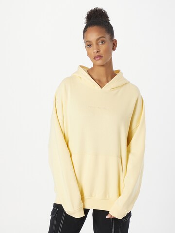 HELLY HANSEN Sweatshirt in Yellow: front