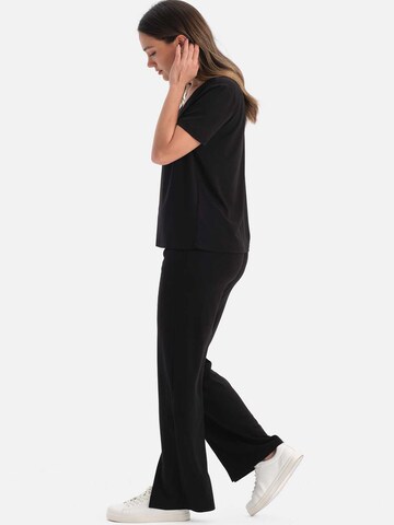 Dagi Normální Kalhoty – černá