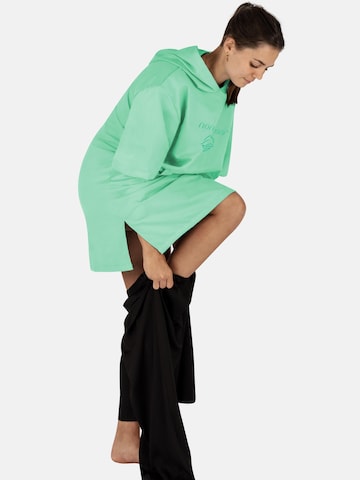 normani Athletic Robe 'Siargao' in Green