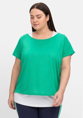 SHEEGO Performance Shirt in Green: front