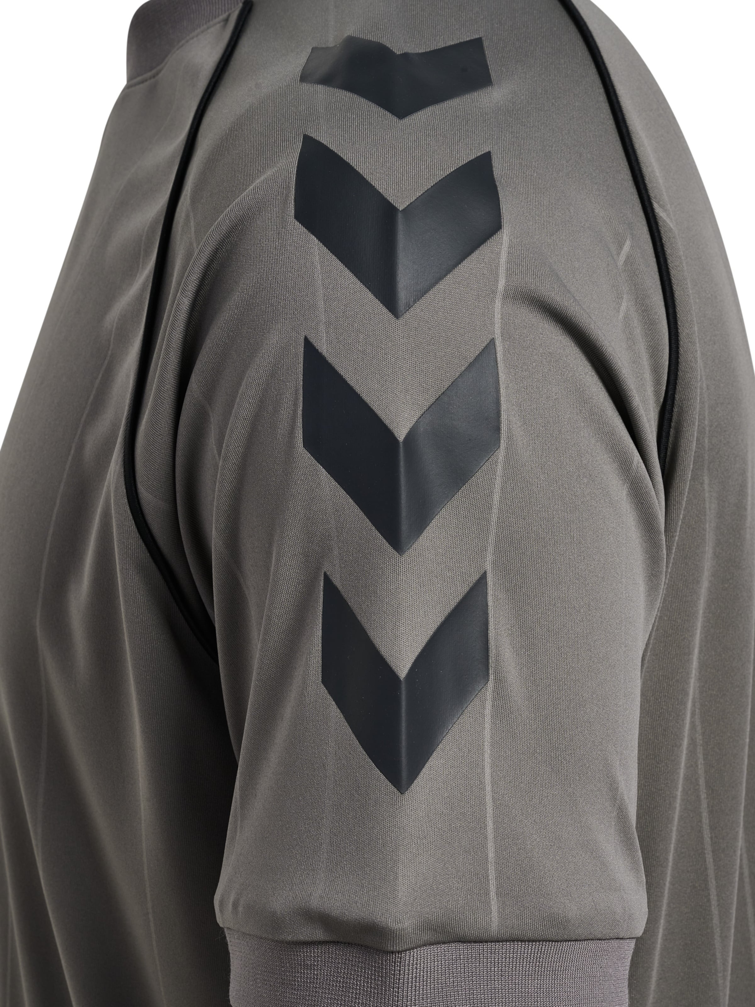 T-Shirt fonctionnel 'Pitch' Hummel en gris