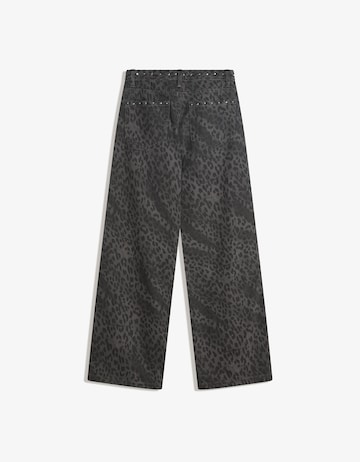 Bershka Wide Leg Farkut värissä harmaa