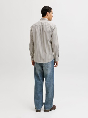 Regular fit Camicia di JACK & JONES in grigio