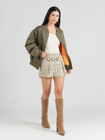 T-shirt GUESS en jaune