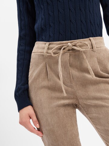 Regular Pantalon Marie Lund en marron