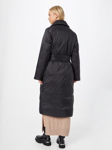 ESPRIT Winter coat in Black