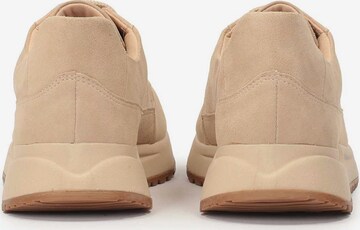 Sneaker bassa di Kazar in beige