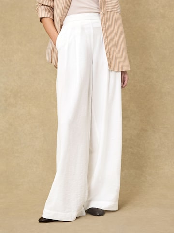 Wide leg Pantaloni di Next in nero: frontale