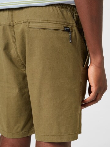 BILLABONG Regular Workout Pants in Green