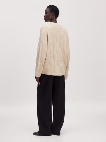 EDITED Pulover 'Camellia' | bež barva