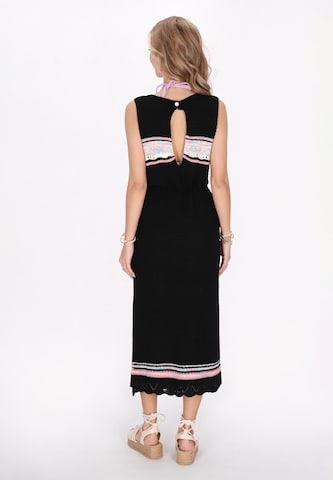 IZIA - Vestido de malha em preto