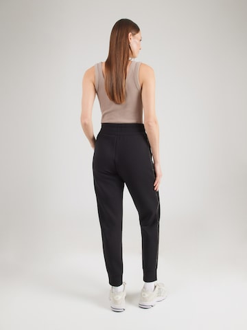 Tapered Pantaloni 'NEW VICTOIRE' di GUESS in nero