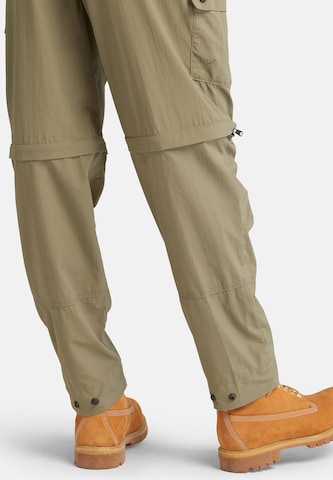 Tapered Pantaloni cargo di TIMBERLAND in verde