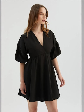 Hiccup - Vestido em preto: frente