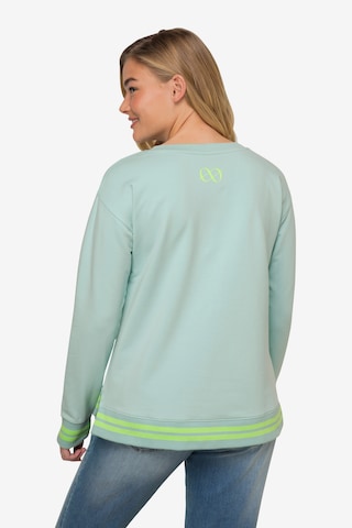 LAURASØN Sweatshirt in Green