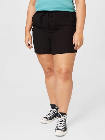 ONLY Carmakoma Regular Shorts 'LOLLI' in Schwarz: predná strana