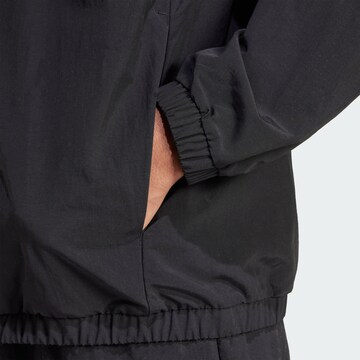 ADIDAS SPORTSWEAR Спортивная куртка 'Essential' в Черный