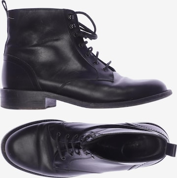 Saint Laurent Stiefelette 39 in Schwarz: predná strana