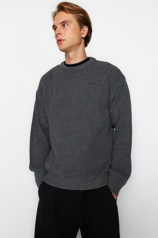 Pull-over Trendyol en gris
