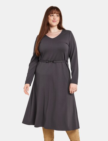 SAMOON Dress in Grey: front