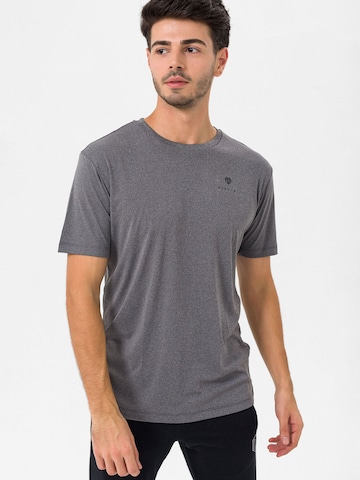 MOROTAI Performance shirt in Grey: front