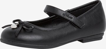 s.Oliver Ballet Flats in Black: front