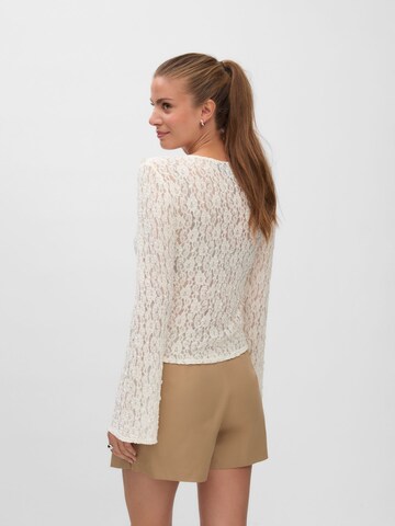 VERO MODA Blouse 'VMFlora' in Wit