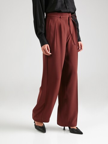 Guido Maria Kretschmer Women Loose fit Pants 'Karima' in Red: front