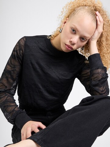 Maglietta 'Meline' di ABOUT YOU in nero