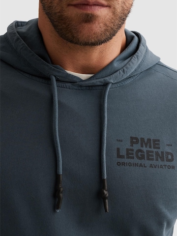 Felpa 'Hoodie with garment-dye wash and artwork' di PME Legend in blu