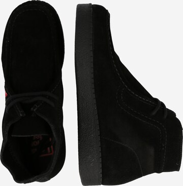 LEVI'S ® Chukka Boots in Black