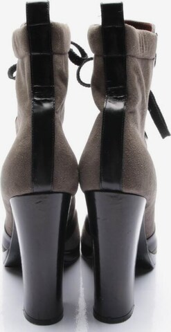 Marc Jacobs Dress Boots in 38 in Grey