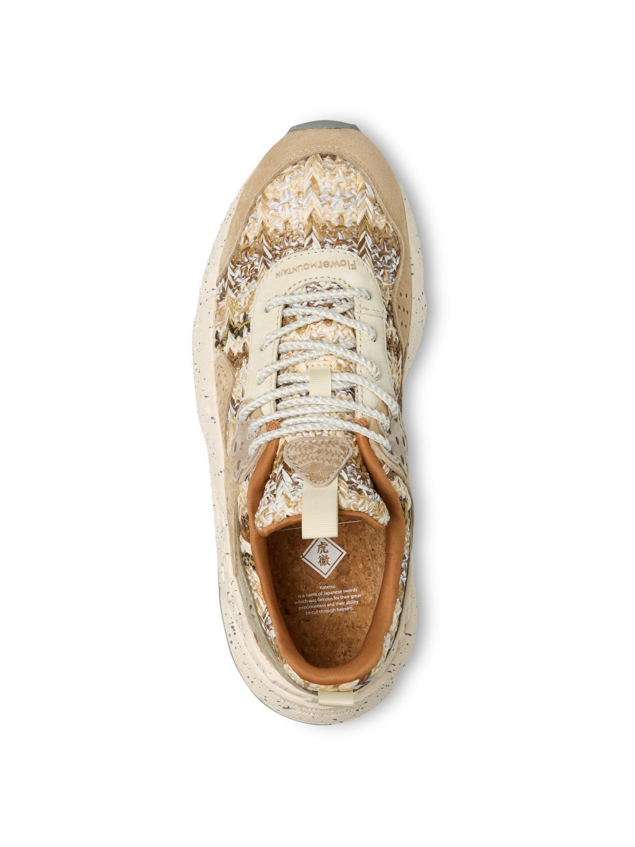 Flower Mountain Platform trainers 'KOTETSU UNI' in Beige