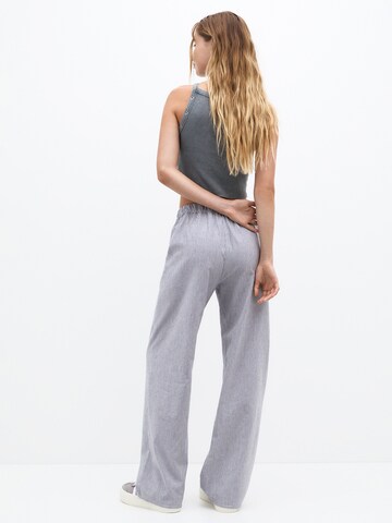 Wide leg Pantaloni de la Pull&Bear pe albastru