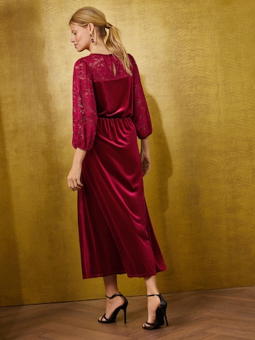 love & roses - Vestido en rojo
