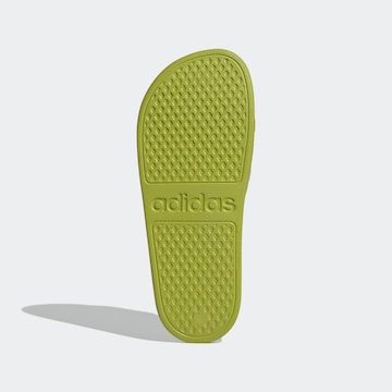 ADIDAS PERFORMANCE Plážové / kúpacie topánky 'Adilette' - Zelená