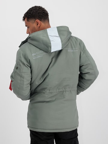 ALPHA INDUSTRIES Vinterparkas 'N3B Expedition' i grønn