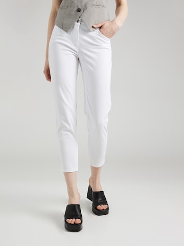GERRY WEBER Regular Jeans in Wit: voorkant