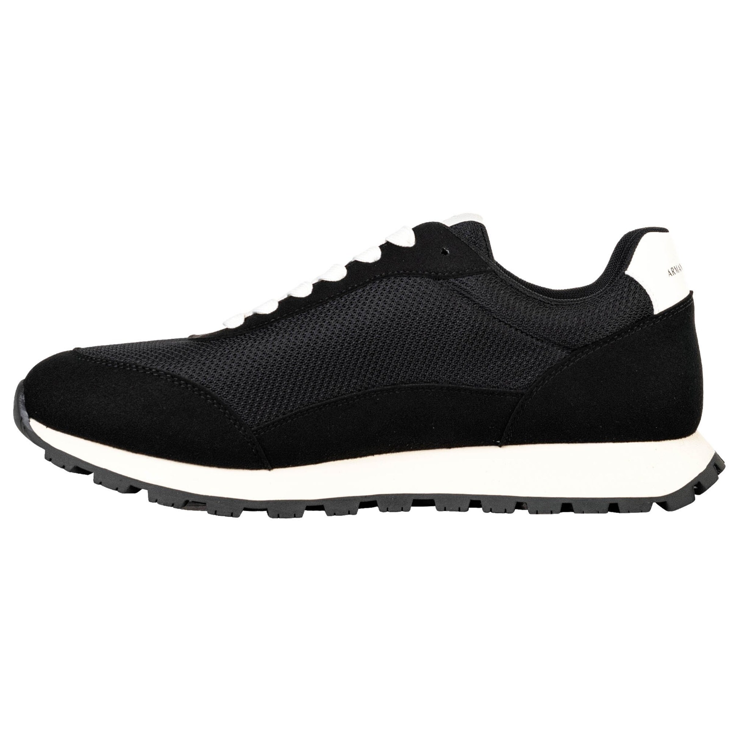 ARMANI EXCHANGE Trainers in Black