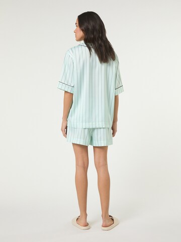 FILA - regular Pantalón 'FIESOLE regular pinstriped satin  shorts' en azul