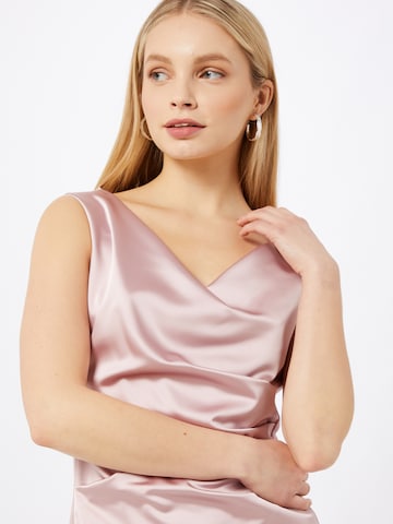 Vera Mont Εφαρμοστό φόρεμα σε ροζ
