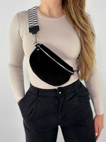 lePelou Gürteltasche 'TINA small' in Schwarz