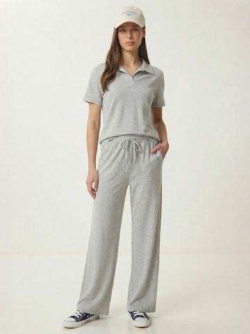Completo pantalone di Happiness İstanbul in grigio
